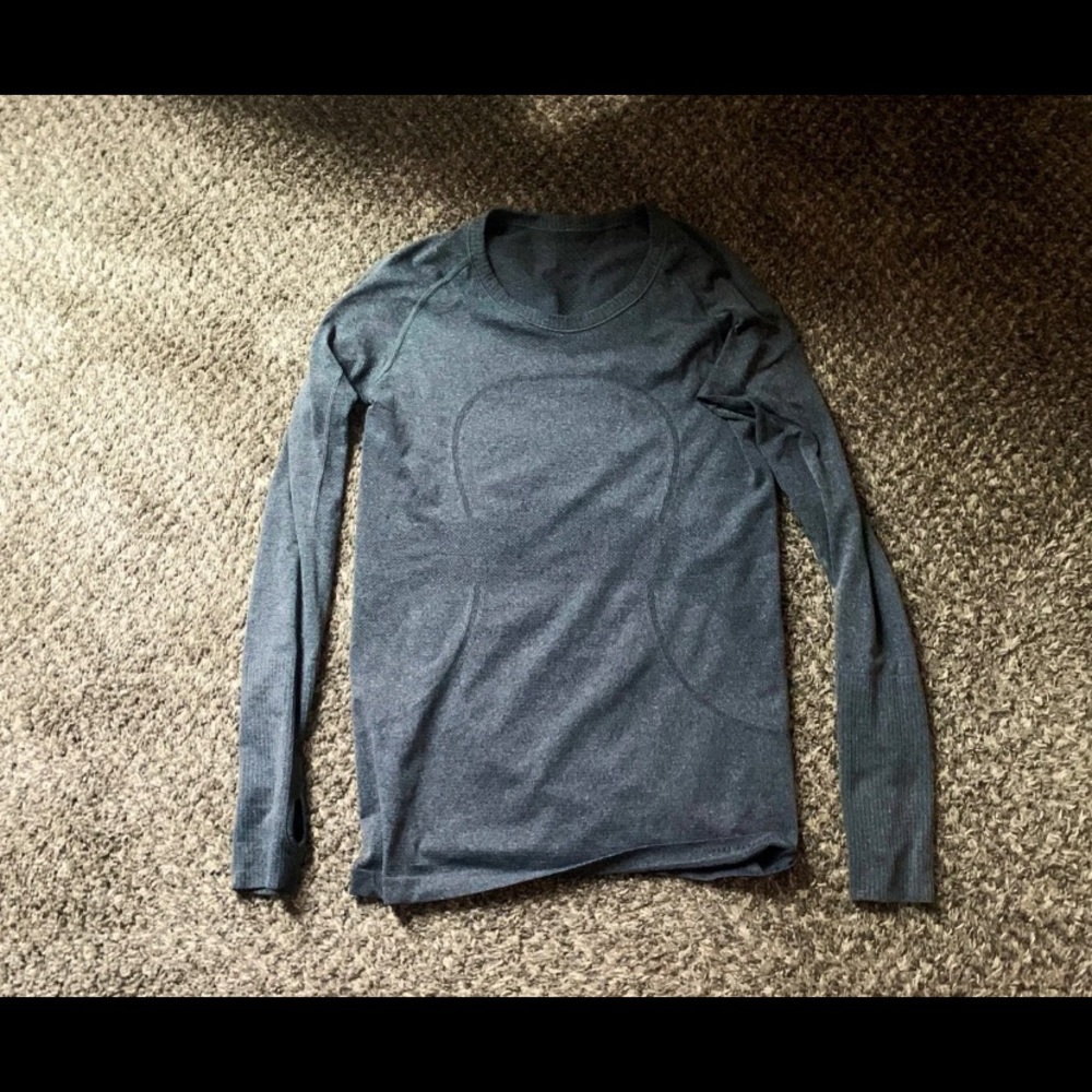 Lululemon long sleeve swiftly tech